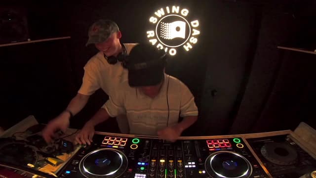 Seymour b2b Larkey b2b Combine thumbnail