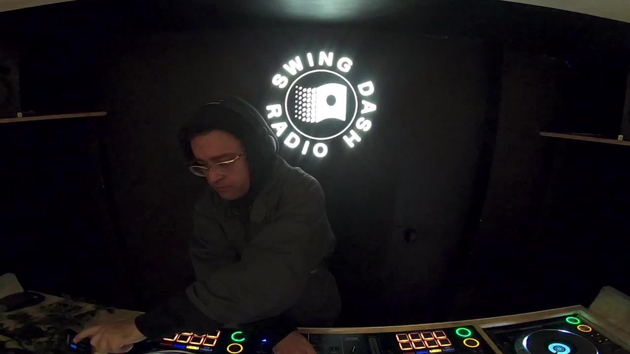 xgYdj7Fywks