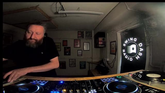 33/45/WAX thumbnail