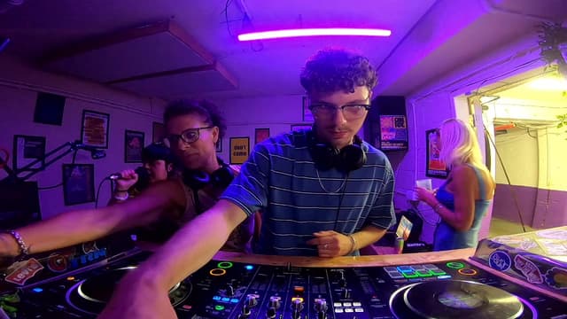 Vness on AIR thumbnail